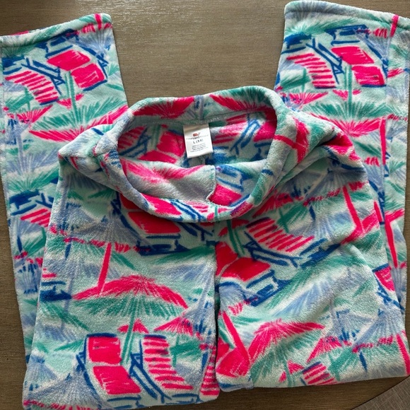 Vineyard Vines Other - Vineyard vines Beach Print Fleece Pajama pant girls 14 nwot